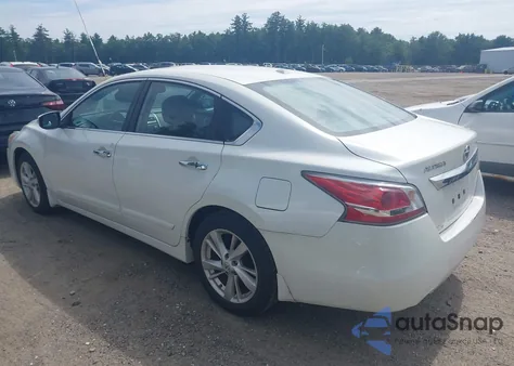 2015 Nissan Altima 2.5 Sv из США, поврежденный, VIN 1N4AL3AP2FC186243